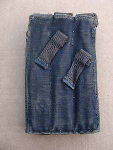 Type 1 pouch (back)