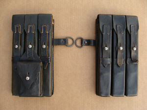 Type 4 set of leather pouches (front)