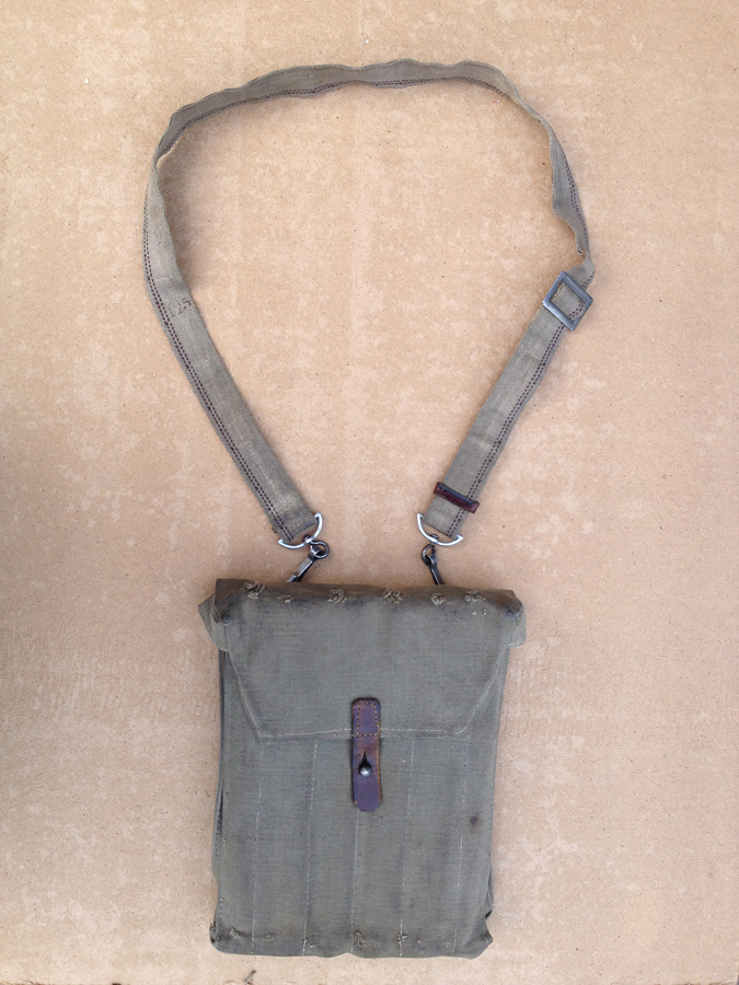 Front view with sling of canvas 6 cell 