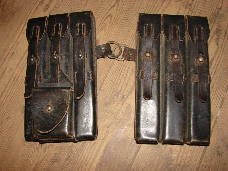 Leather MP40 Pouches 3