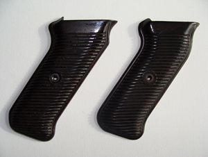 MP38 and MP40 grip plate