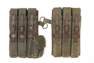 Rare MP40 pouch set produced by Friedrich Offerman & Söhne (dkk) Price € 1600,-